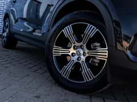 Volvo XC40 thumbnail 4