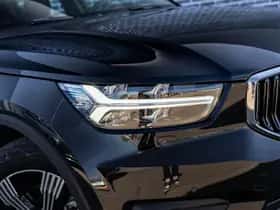Volvo XC40 thumbnail 5