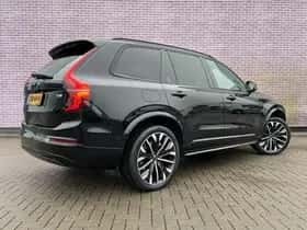Volvo XC90 thumbnail 2