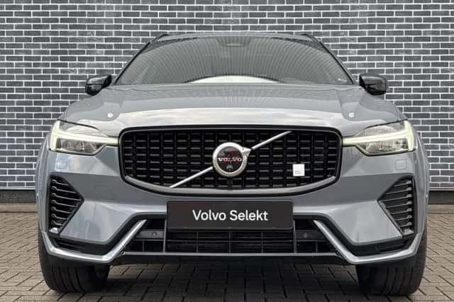 Volvo XC60 (2023) thumbnail 5