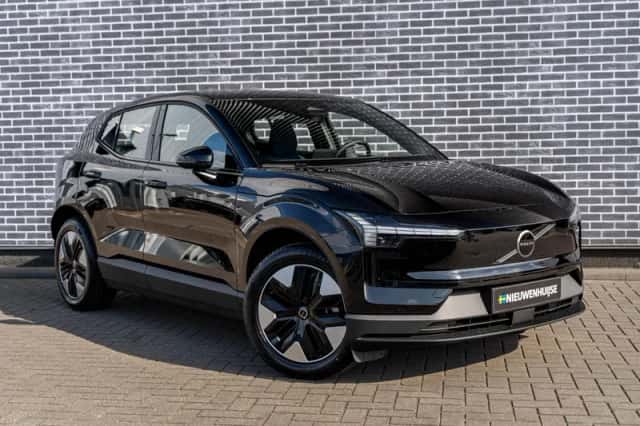 Volvo EX30 (2026) thumbnail 3