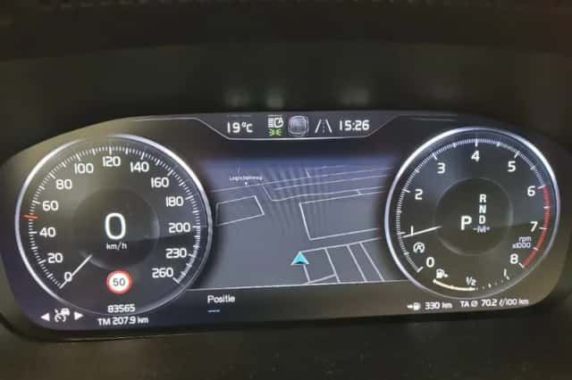 Volvo XC40 (2020) thumbnail 5