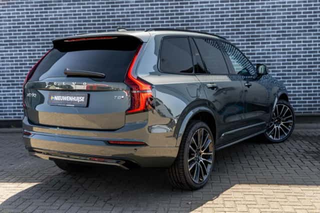 Volvo XC90 (2026) thumbnail 2