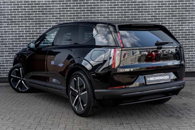 Volvo EX60 (2026) thumbnail 2