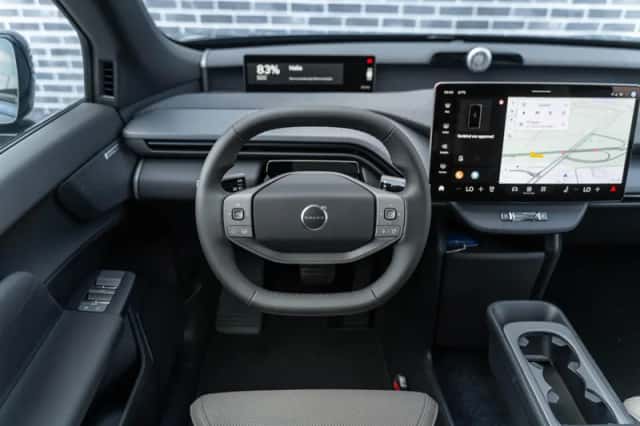 Volvo EX60 (2026) thumbnail 3