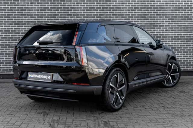Volvo EX60 (2026) thumbnail 5