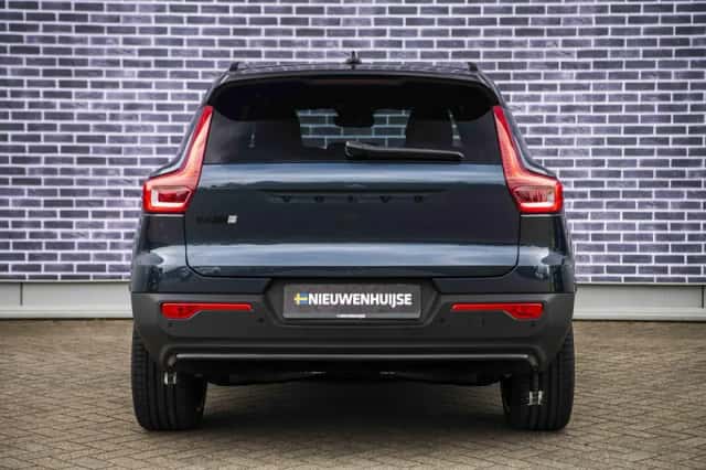 Volvo EX40 (2026) thumbnail 5