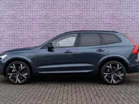 Volvo XC60 thumbnail 2