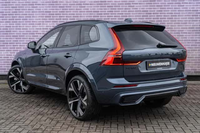 Volvo XC60 (2026) thumbnail 3