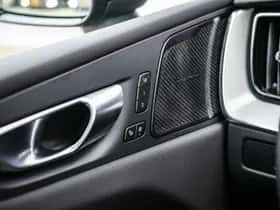 Volvo XC60 thumbnail 25