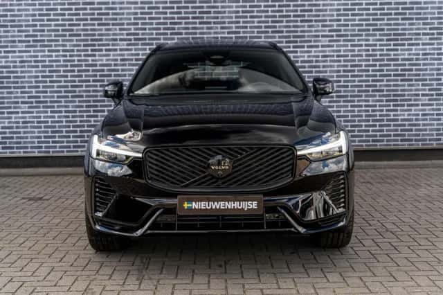 Volvo XC60 (2025) thumbnail 2