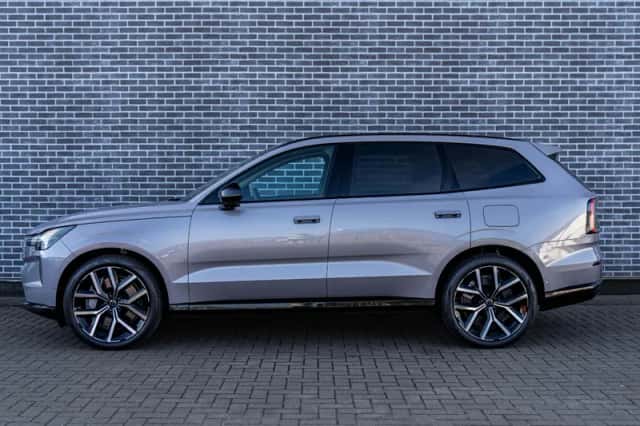 Volvo EX90 (2026) thumbnail 4
