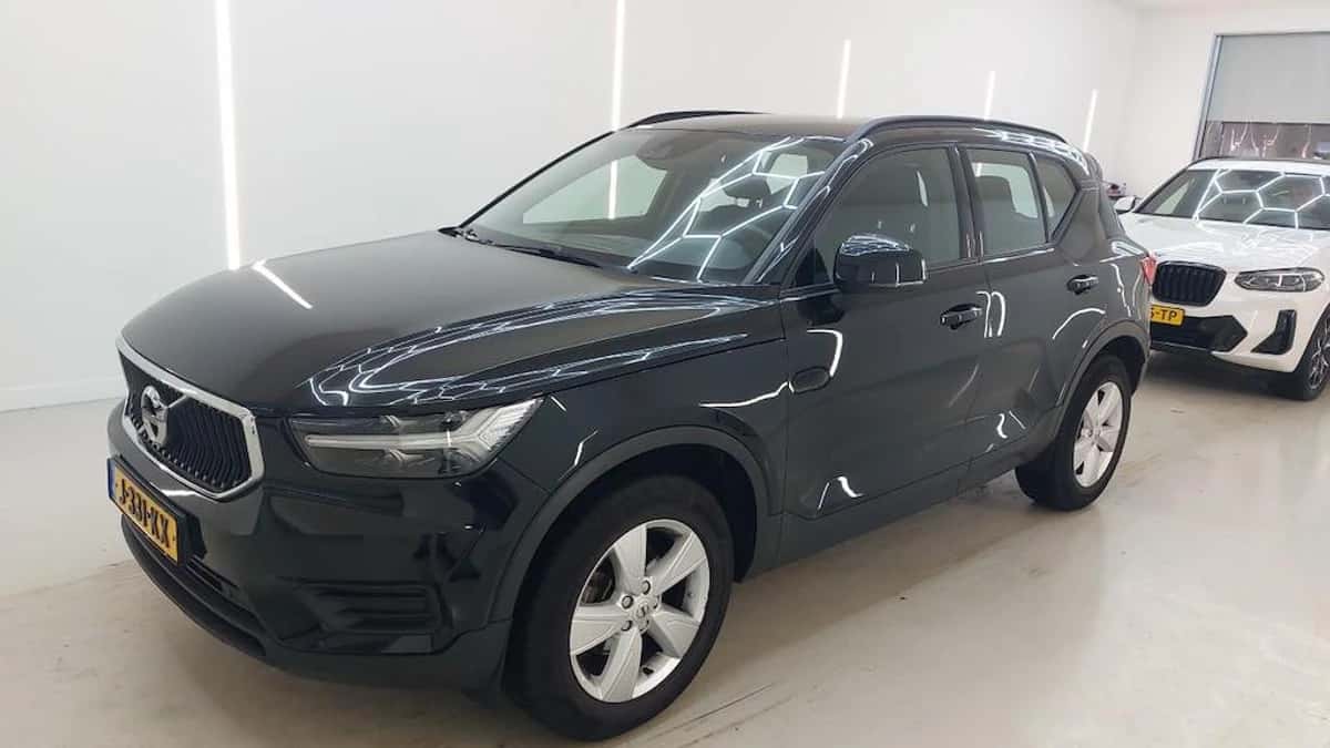 Volvo XC40 — foto 1