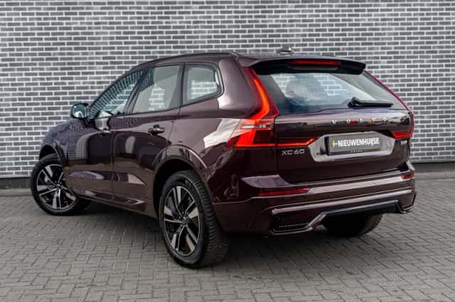 Volvo XC60 (2025) thumbnail 6
