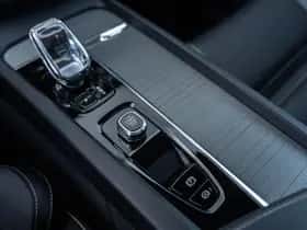 Volvo XC60 thumbnail 34