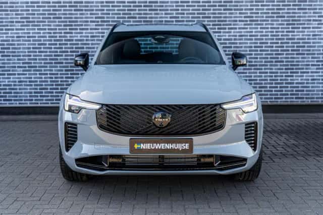 Volvo XC90 (2026) thumbnail 2