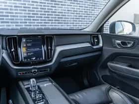 Volvo XC60 (2018) thumbnail 26