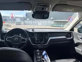 Volvo XC60 thumbnail 5