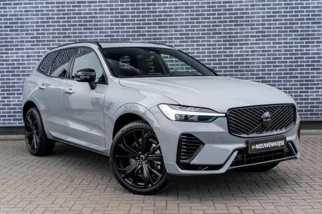 Volvo XC60 (2025) thumbnail 3
