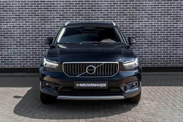 Volvo XC40 (2021) thumbnail 4