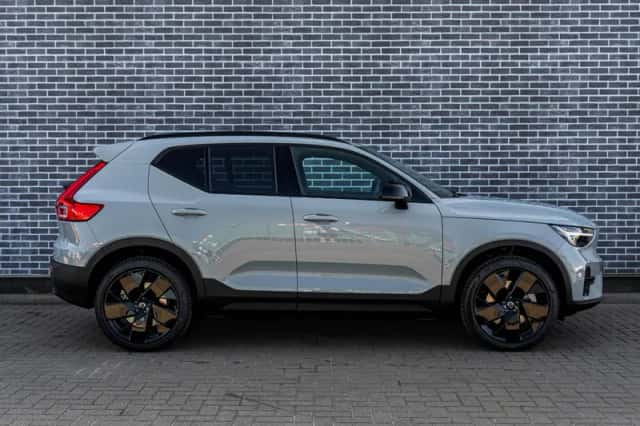 Volvo EX40 (2026) thumbnail 6