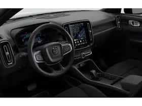 Volvo EX40 thumbnail 8