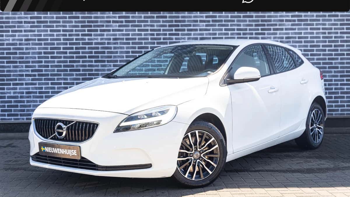 Volvo V40 — foto 1