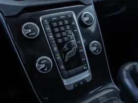Volvo V40 thumbnail 22