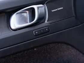 Volvo XC40 thumbnail 22
