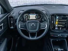 Volvo XC40 thumbnail 31