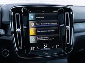 Volvo XC40 thumbnail 36