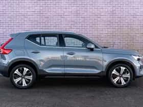 Volvo XC40 thumbnail 6