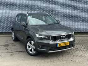 Volvo XC40 thumbnail 3