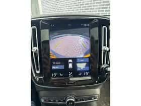 Volvo XC40 thumbnail 9