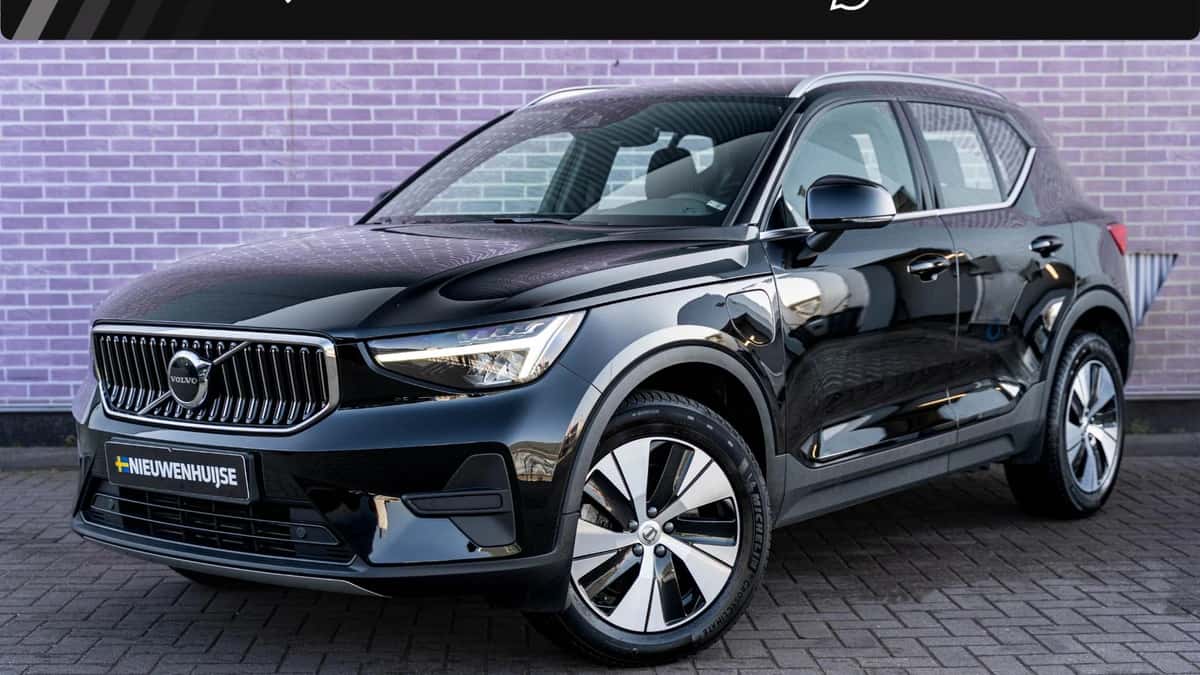 Volvo XC40 — foto 1