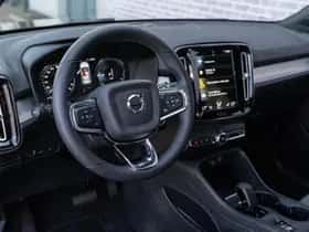 Volvo XC40 thumbnail 19