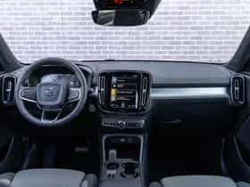 Volvo XC40 thumbnail 21