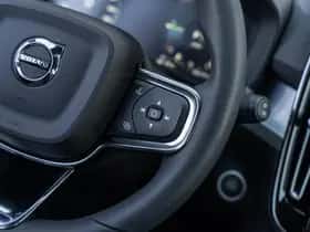 Volvo XC40 thumbnail 24