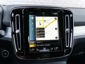Volvo XC40 thumbnail 32