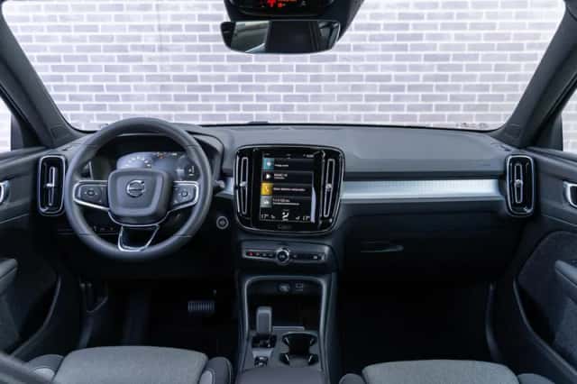 Volvo XC40 (2022) thumbnail 6
