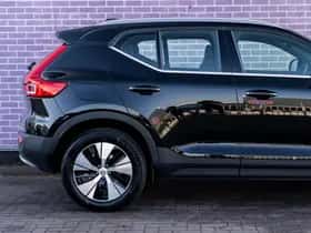 Volvo XC40 thumbnail 8
