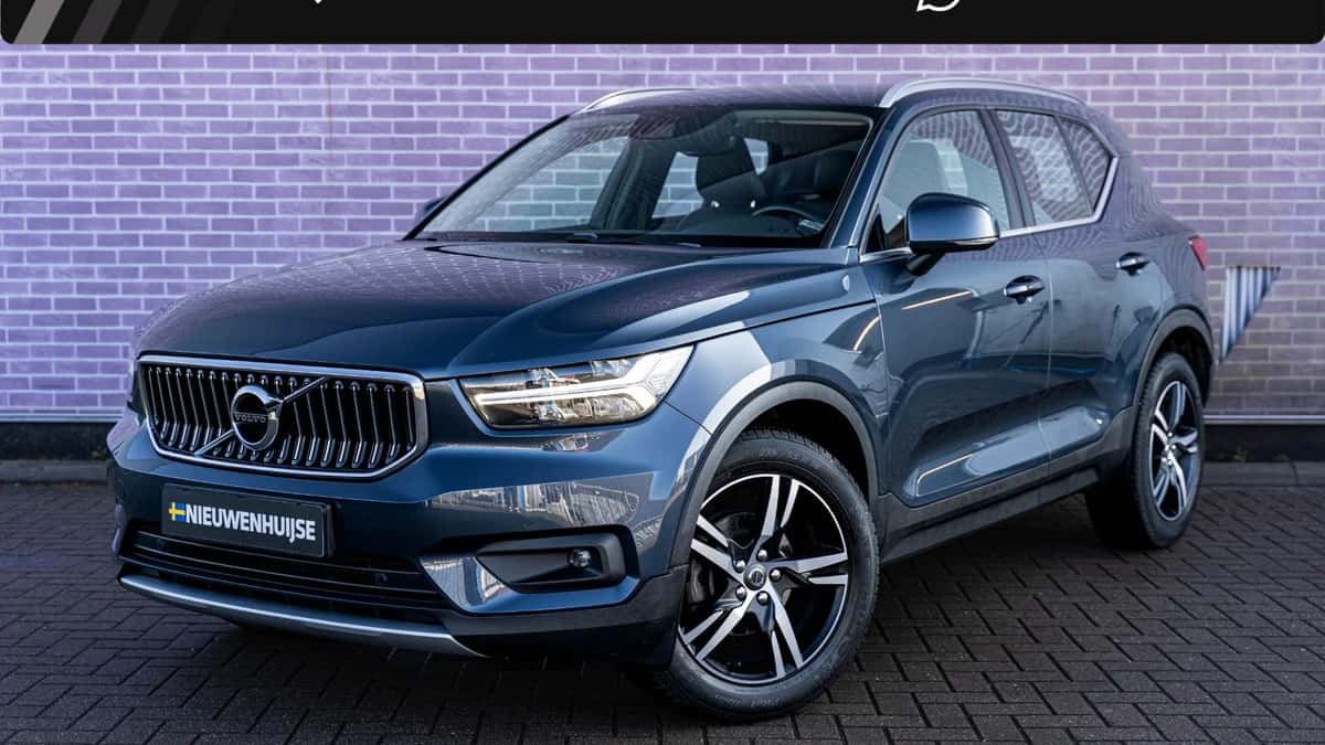 Volvo XC40 — foto 1