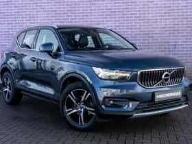 Volvo XC40 thumbnail 3