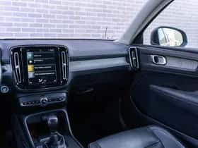 Volvo XC40 thumbnail 35