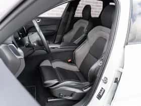 Volvo XC60 thumbnail 17