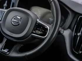 Volvo XC60 thumbnail 27