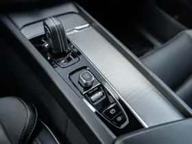 Volvo XC60 thumbnail 33