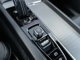Volvo XC60 thumbnail 35