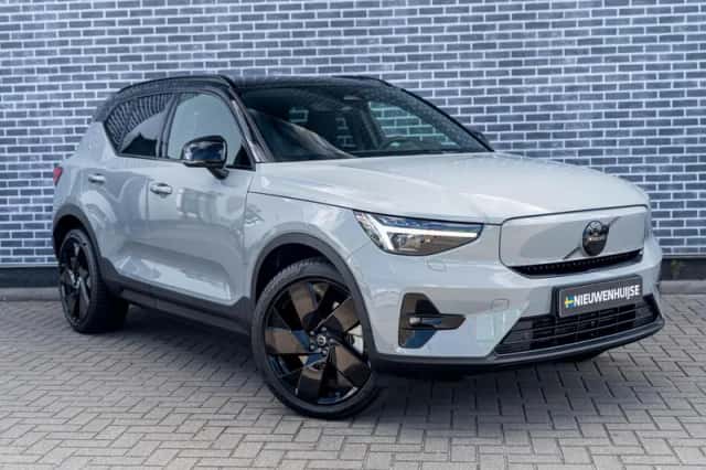 Volvo EX40 (2026) thumbnail 3