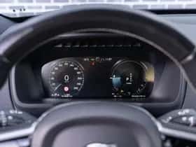 Volvo XC90 thumbnail 34